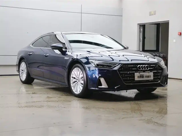 Audi A7L — Фото автомобиля 26
