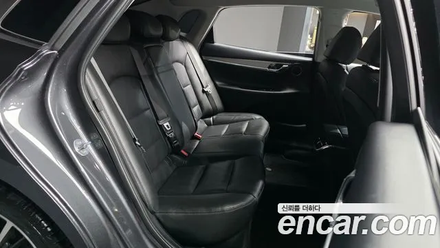 Hyundai Grandeur New — Фото автомобиля 18