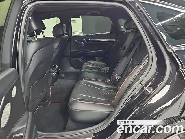 Genesis G80 Бензин 2.5 турбо AWD — Фото автомобиля 12