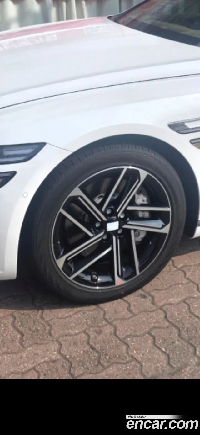 Genesis G80 RG3 — Фото автомобиля 4