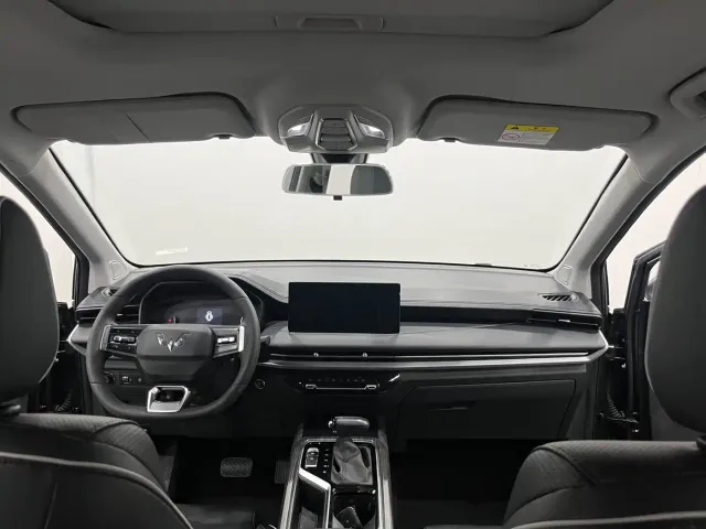 Wuling Jiachen — Фото автомобиля 5