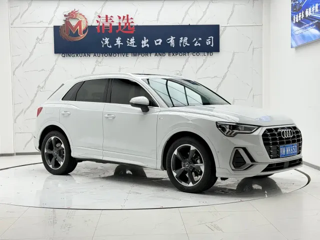 Audi Q3 — Фото автомобиля 3