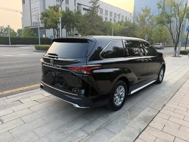 Toyota Granvia — Фото автомобиля 5