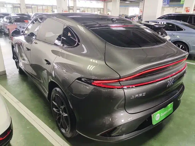 IM Motors IM LS6 2023 Max Long Range — Фото автомобиля 4