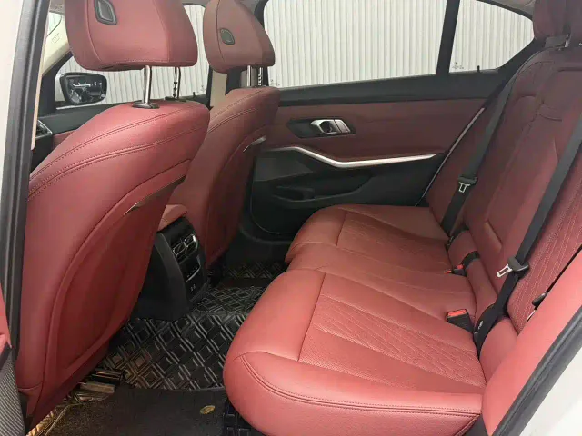 BMW 3 Series — Фото автомобиля 19