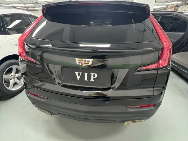 Cadillac XT4 — Фото автомобиля 15