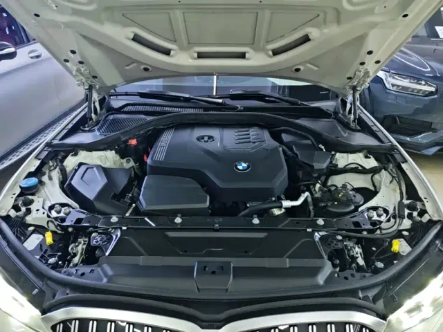 BMW 3 Series — Фото автомобиля 19