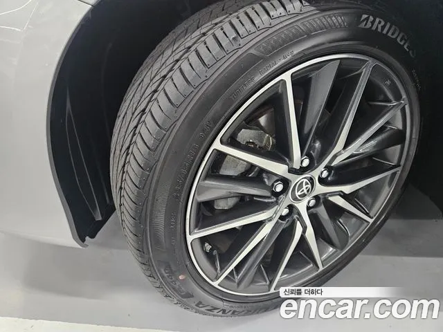 Toyota Camry XV70 — Фото автомобиля 15