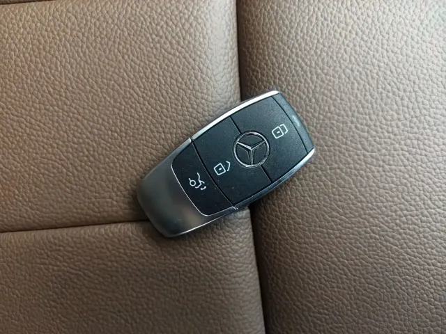 Mercedes-Benz GLB-Class — Фото автомобиля 4
