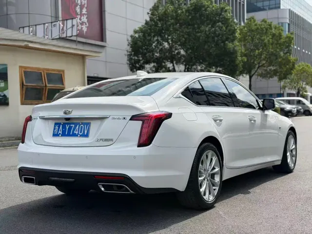 Cadillac CT5 — Фото автомобиля 15