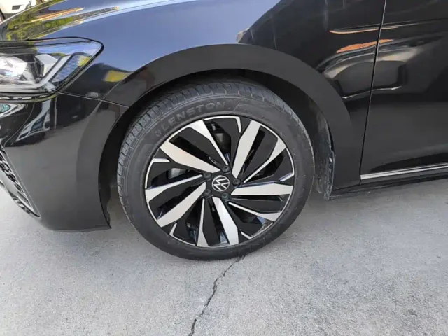 Volkswagen Passat — Фото автомобиля 22