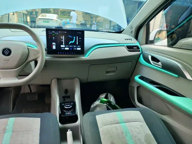 JMEV EV3 — Фото автомобиля 12