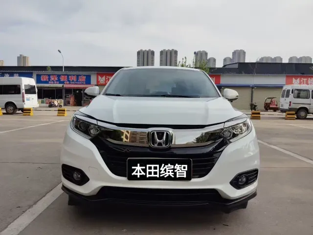 Honda Vezel — Фото автомобиля 2