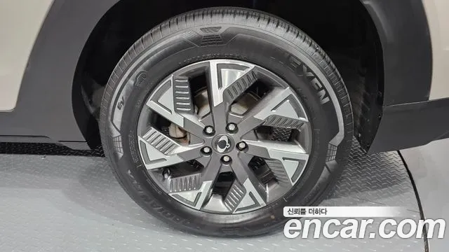 KGM Torres — Фото автомобиля 6