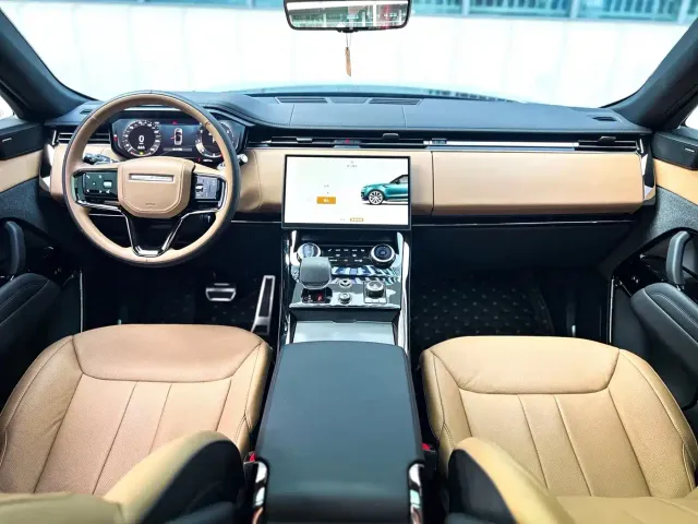 Land Rover Range Rover Sport — Фото автомобиля 5