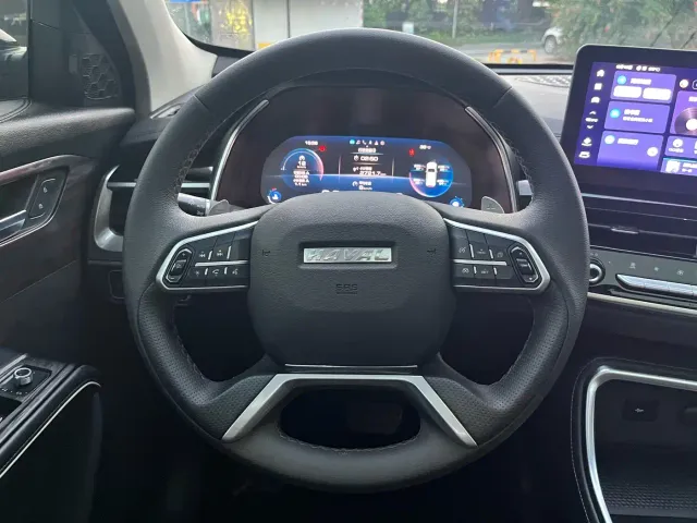Haval H6 — Фото автомобиля 15