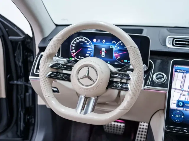 Mercedes-Benz S-Class — Фото автомобиля 12