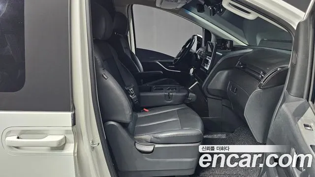 Hyundai Staria — Фото автомобиля 17
