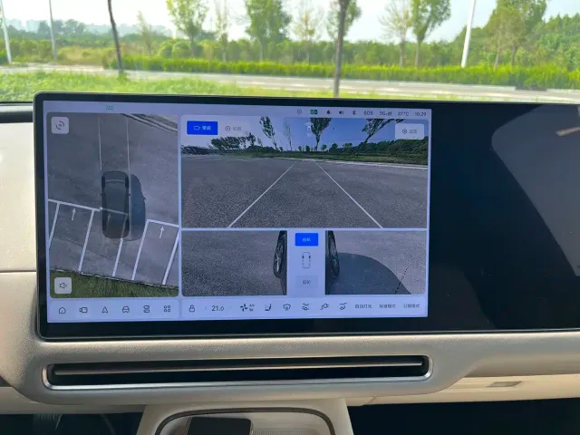 Li Auto i6 — Фото автомобиля 10