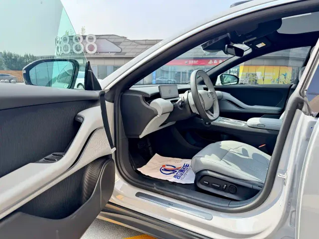 Nio ET5 Touring — Фото автомобиля 9