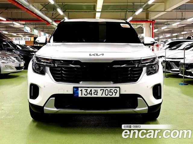 Kia Seltos — Фото автомобиля 2
