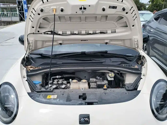 JAC Yiwei 3 — Фото автомобиля 15