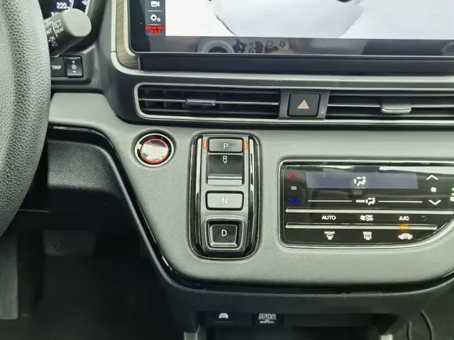 Honda Odyssey — Фото автомобиля 13