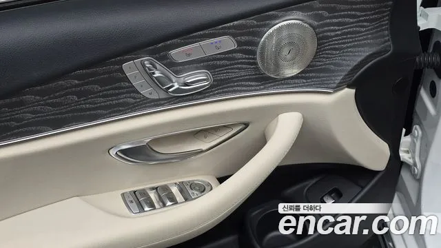 Mercedes-Benz E-Class W213 — Фото автомобиля 26