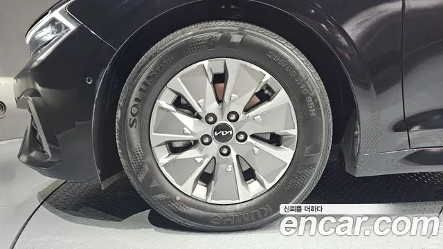 Kia K5 Signature — Фото автомобиля 4