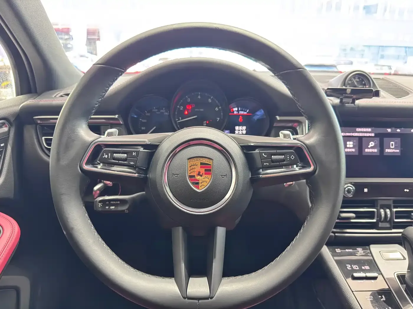 Porsche Macan 2022 Macan 2.0T — Фото автомобиля 7