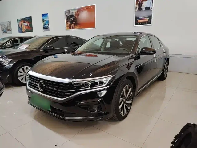 Фотография автомобиля — Volkswagen Passat