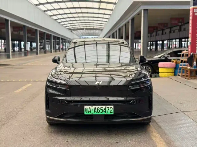Onvo L90 — Фото автомобиля 2