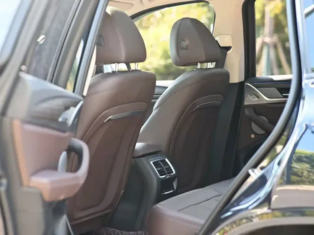 BMW X3 — Фото автомобиля 5