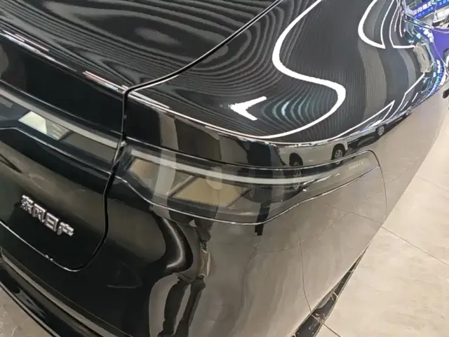 Nissan N7 — Фото автомобиля 7