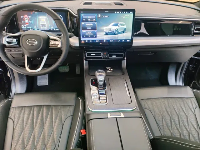 GAC Trumpchi GS8 — Фото автомобиля 8