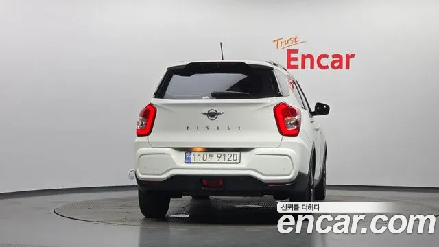 KG_Mobility_Ssangyong TIBOLI Tivoli Air 1.5 Upbeat 2WD — Фото автомобиля 2