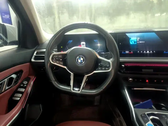 BMW i3 — Фото автомобиля 10