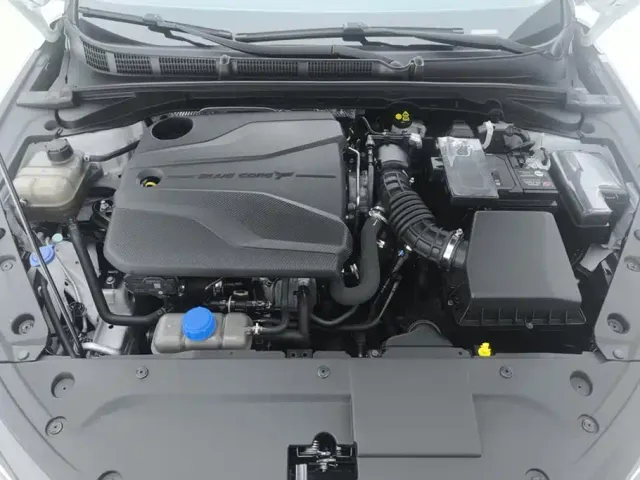 Changan Eado — Фото автомобиля 10