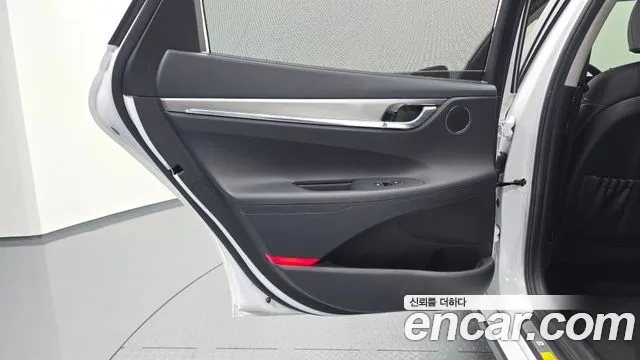 Hyundai Grandeur Grandeur (New) — Фото автомобиля 13