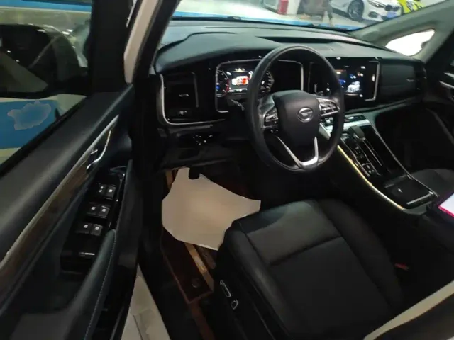 GAC Trumpchi M8 — Фото автомобиля 15