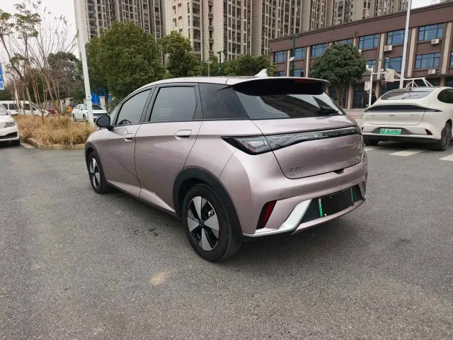 BYD Dolphin — Фото автомобиля 9