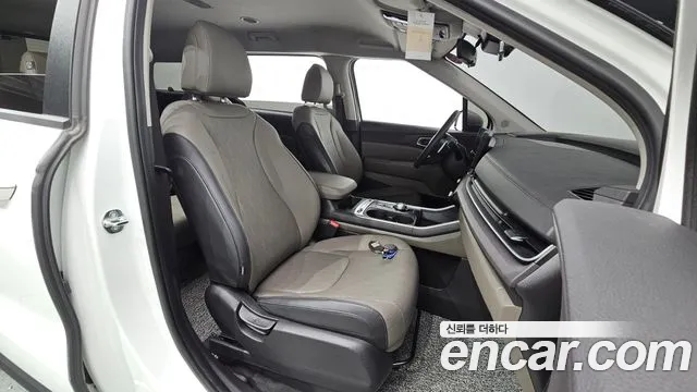 Kia Carnival 4th Gen — Фото автомобиля 16