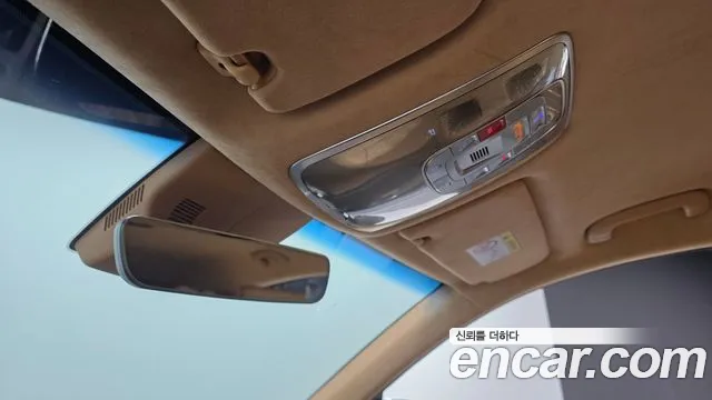 Genesis GV80 — Фото автомобиля 25