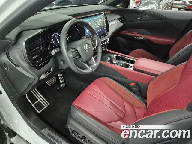 Lexus RX RX500h 5th Gen — Фото автомобиля 15