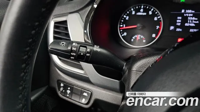 Kia Seltos — Фото автомобиля 23