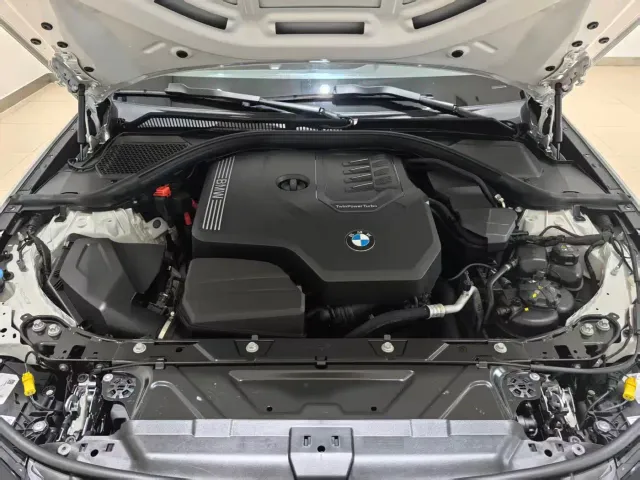 BMW 3 Series — Фото автомобиля 6