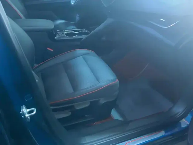 Buick Envision S — Фото автомобиля 8