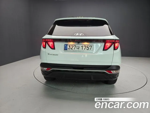 Hyundai Tucson Tucson (NX4) Бензин 1.6 турбо 2WD — Фото автомобиля 19