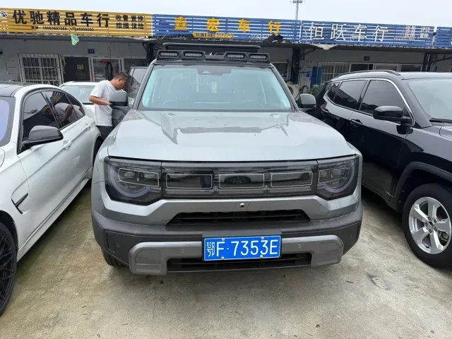 Фотография автомобиля — BAIC BJ30
