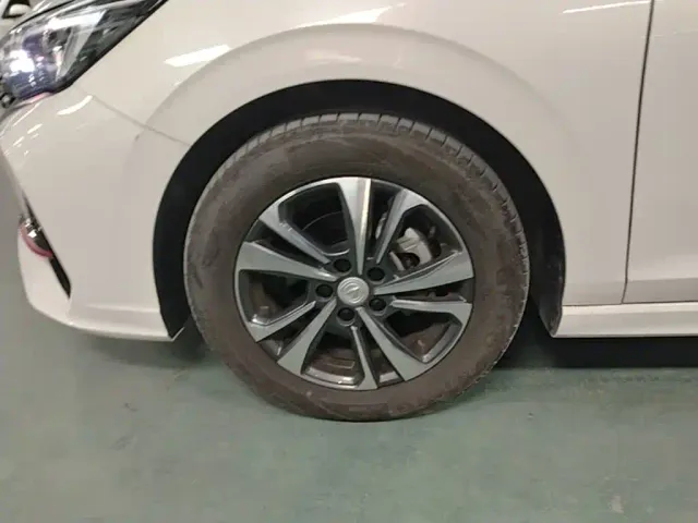 Changan Eado — Фото автомобиля 22